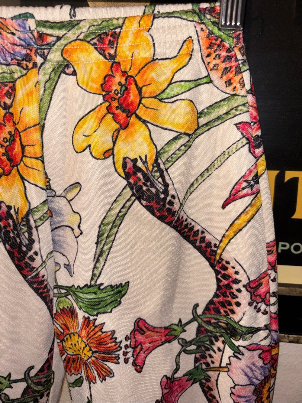 Gucci Child Floral Pants - Picture 4 of 12